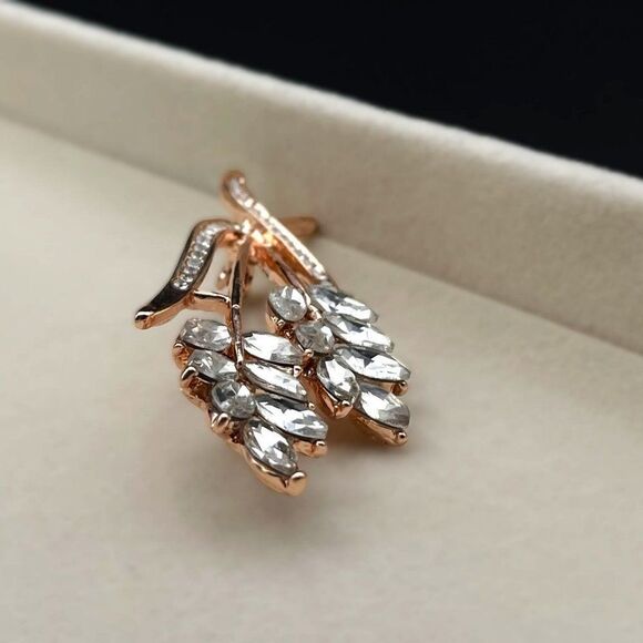 Rose Gold with White Diamond Crystal Wheat Ear Plant Bouquet Pin Back Brooch - Picture 7 of 8